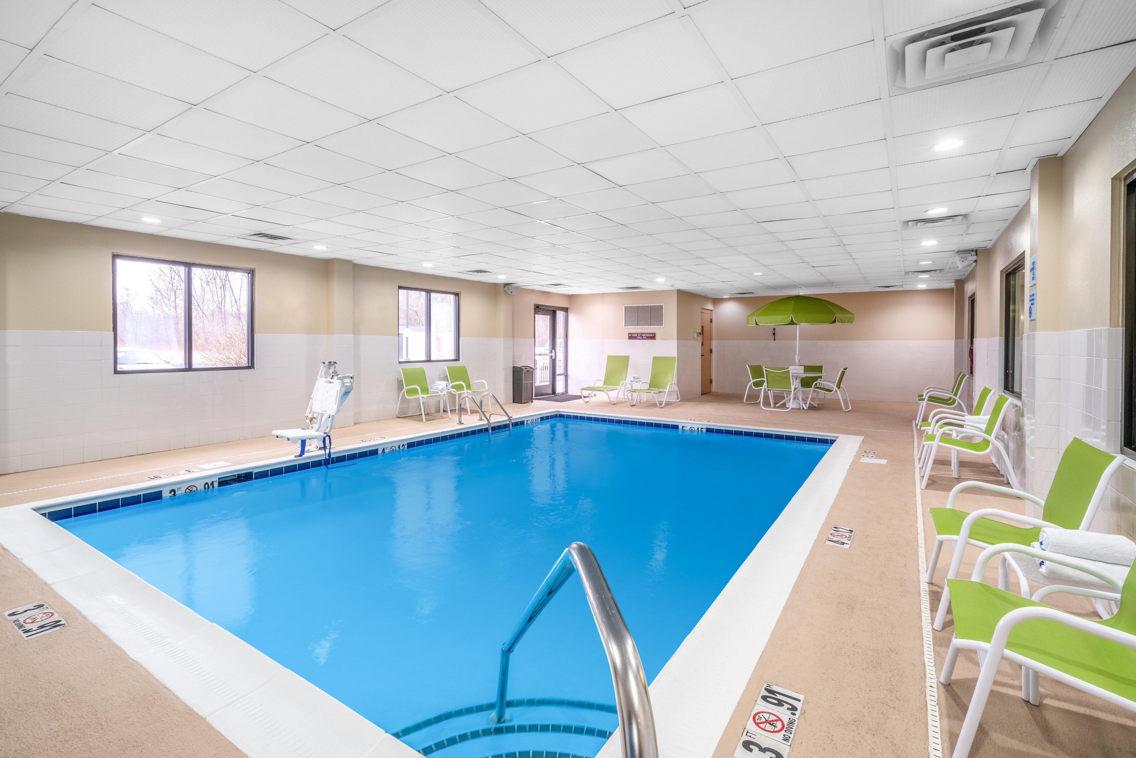 Holiday Inn Express Hotel & Suites Ashland By Ihg Exterior foto